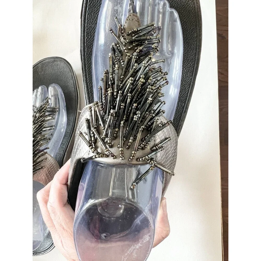 Fitflop size 10 Cha Cha Sandals Nimbus Silver Comfort Arch Support Walking